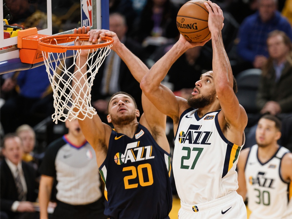 爵士三月低迷仅1胜，创队史最差战绩